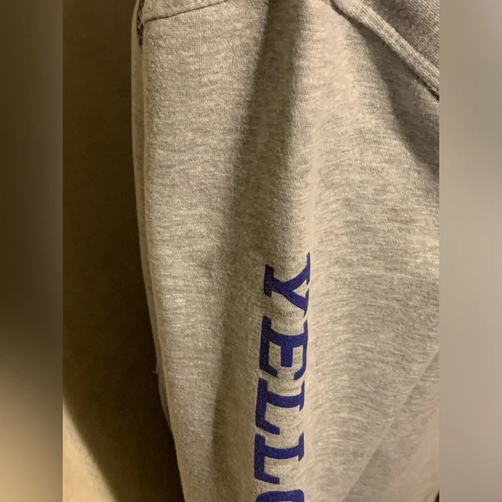 Yellowstone Dutton Ranch Wear the Brand Gray S Hooded Sweatshirt - Picture 9 of 13